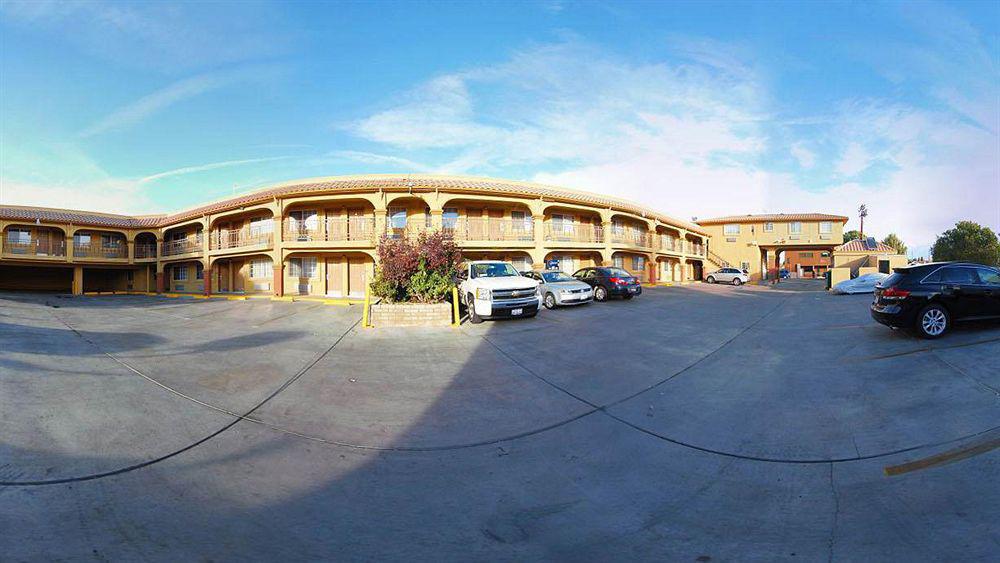 Days Inn By Wyndham Bishop Exterior photo